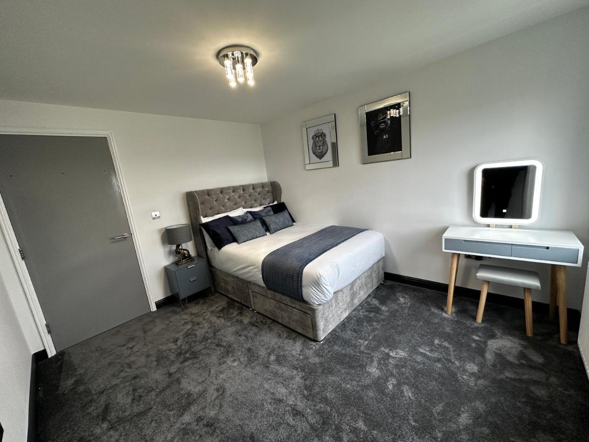 Two Bed Apartment With Balcony Slough,Windsor,Legoland מראה חיצוני תמונה